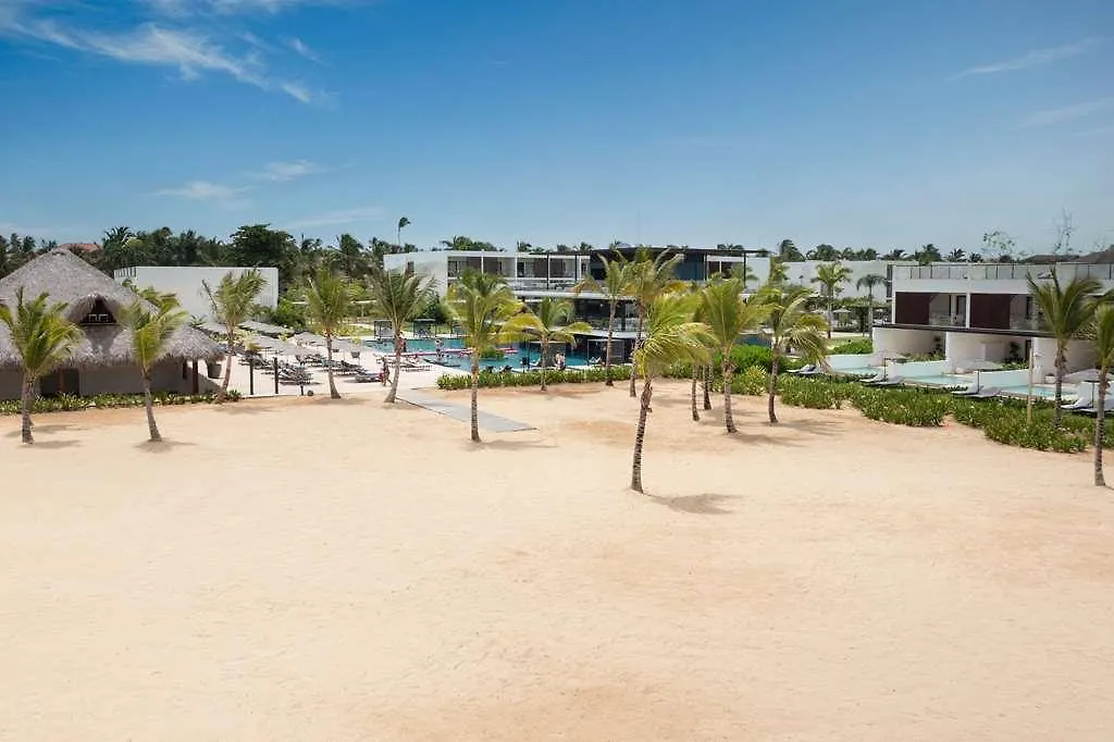 Live Aqua Beach Resort Punta Cana Hotel