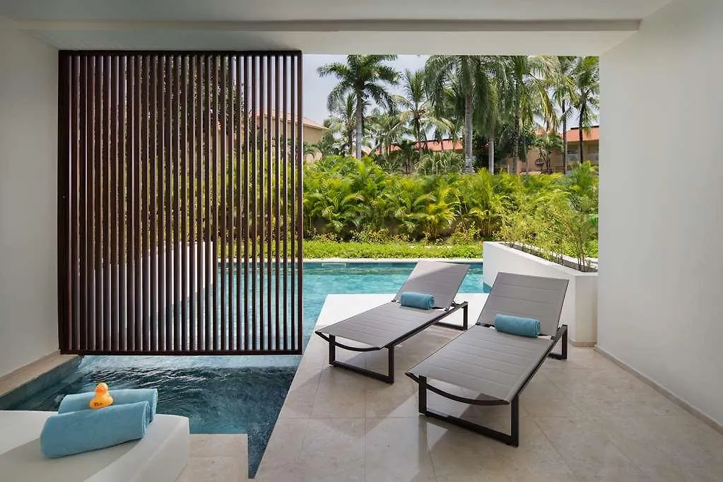 Live Aqua Beach Resort Punta Cana Hotel